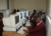 Computer Lernzentrum in Karagwe-1